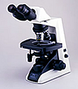 写真：生物顕微鏡